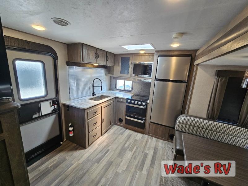 FOREST RIVER RV VIBE 25RK